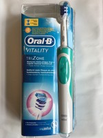 BRAUN ORAL-B Vitality TriZone ELEKTRISCHE ZAHNBÜRSTE 2D NEU OVP