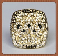 OLYMPIADE GOLD WINNER RING CROSBY 2010 VANCOUVER Souvenir