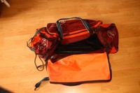 riesige Tauchtasche mit Rollen, kaum benutzt, ca. 150 Liter Volumen