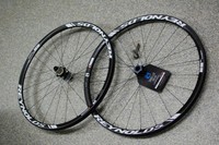 Reynolds 29er Carbon Disc Tubeless Laufradsatz Lefty Aufnahme vorne