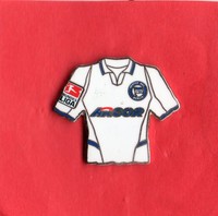 Pin TRIKOT  HERTHA BSC BERLIN   WEISS   2004-05   BL-PATCH