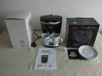 Global Coffee MAKER Kaffeemaschine (Neuwertig) mit 2 Tassen-Set (Neu)  