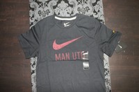 Nike Manchester United Shirt Schwarz Größe S Neu mit Etikett Premier League