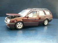 VW Golf 3 Variant von Schabak in 1:43 ++ dunkelrotmetallic ++    NEU