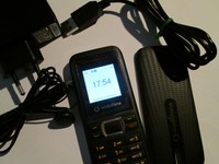 Vodafone 246 schwarz Simfrei Ladeteil  Kopf-Set  super ok gebr 7 H