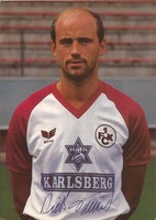 Dieter Trunk. 1. FC Kaiserslautern. 1986/87. Original signierte Autogrammkarte.