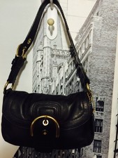 coach hobo snap