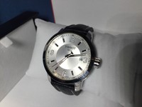 TISSOT PRC 200 HERRENUHR ** NEUSTES MODELL ** TOP ZUSTAND & OVP ** TOP **