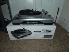 Numark TTUSB Turntable with USB Audio Interface-EZ Vinyl / Tape Converter