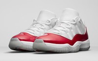 AIR JORDAN 11 RETRO LOW WHITE/RED EU 45,5 - US 11,5