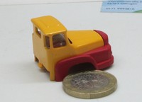 : Unic Izoard     Kabine,    gelb/rot