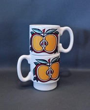 1970 Modern Apples Fruit Decor 2 Vintage Coffee Tea Mugs Cups Red Yellow Art 202