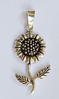  Sterling Silver (925)   Sunflower  Pendant  !!        Brand  New  !!