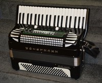 Excelsior Mod. 320 Akkordeon MIDIFOX Serie II Vollmidi Ausstellung-Lagerware TOP