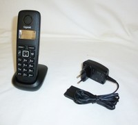 Gigaset A 120  Mobilteil Mit Ladeschale und Netzteil