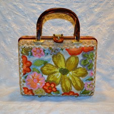 Vintage Mid-Century Handmade Wicker Purse Handbag Lucite Handle Trim Beaded