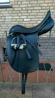 Neuwertiger Dressursattel 17,5 Stübben Maestoso de luxe Kammer 31