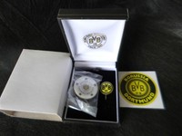 Borussia Dortmund Etui mit BVB Pin Meisterschale+BVB 09 Anstecknadel+Aufkleber