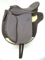 " Neue Qualität "Leder Dressur Baumloser Sattel braun erhältlich in 6 Größen 