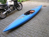 Lettmann Wildwasser-Kajak "Rocky" + 2 Pontons / Auftriebskörper + Spritzschutz