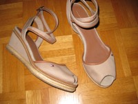 Tommy Hilfiger Sandalen Wedges Plateau Pumps Gr. 40 beige nude braun TOP Zustand