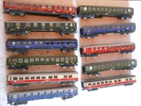 großes Konvolut alter Waggons von Märklin H0