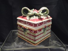 Fitz & Floyd Christmas Box with Lid Candy Dish 