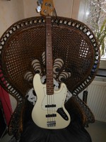 FENDER JAZZ BASS    # TOP-Zustand #