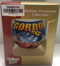 (Tas020761) - WinCraft Sports - Nascar Holiday Ornament - #24 Jeff Gordon Dupont