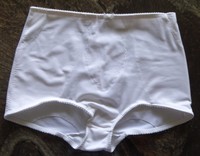 Naturana--straffe- Miederhose-Gr. 100