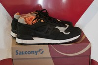 SAUCONY X SOLEBOX SHADOW LUCANID 5000 9 42,5 three brothers soho pink devils 