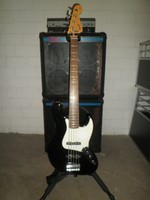 Squier Jazzbass by Fender