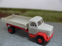1/87 Brekina Magirus 150 Eckhauber Kipper grau/rot 46205