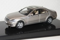 Mercedes S-Klasse SWB 2005 cubanit silber 1:43 AUTOart neu & OVP 56201