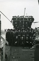 U-BOOT-KRIEG FOTO U198 KOMMANDANT MIT BESATZUNG