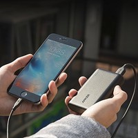 Anker PowerCore 10000mAh Externer Akku Power Bank Handy Ladegerät alle Geräte