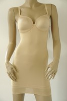 Triumph * Perfect Shaping * Pure Shaper Bodydress * gefütterte Cups * NEU mit E