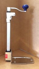 Edlund - 2 - #2 Manual Can Opener with Base