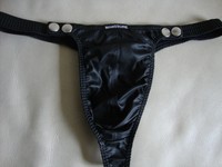 Manstore Click String Leder-Optik m.Druckknöpfen Gr.S,M oder L schwarz  neu