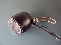 LED Scheinwerfer 25 Lux mit Reflektor Standlicht für Nabendynamo Treckingrad 