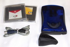 Iomega Zip-250 USB Powered Drive! Tested/Works w/ 2x 250mb disks, stand & cable!