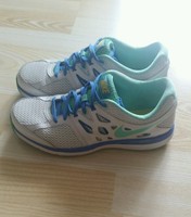 NIKE Damen Schuhe Laufschuhe Sportschuhe Trainingsschuhe Fitnessschuhe Gr. 40