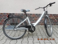 Kinderfahrrad mit Alurahmen 24 Zoll Radgrosse 3 Gang
