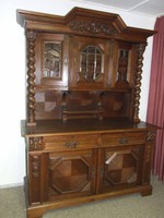 Wunderschönes Gründerzeit Buffet / pompöser Büffetschrank in Eiche