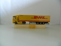 AMW, DHL-Modell-LKW mit MAN Zugmaschiene und DHL Auflieger