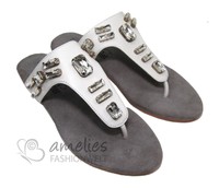 DAVID TYLER Zehensandalen mit Schmucksteinen weiß Gr. 38 UVP: 89,95 € (S140)x