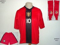 Deutschland Trikot RED BLACK Kinder Grösse Name Nr mögl zB Lukas,Neymar,Jim,Bale