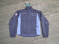 Nagelneue Mountain Horse Regenjacke XS