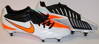 NEU Nike Total 90 Strike IV SG Größe 40,5 Herren Stollen Fußballschuhe TOP