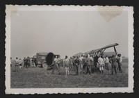 7034a❚ original Foto, Soldaten am Flugzeug